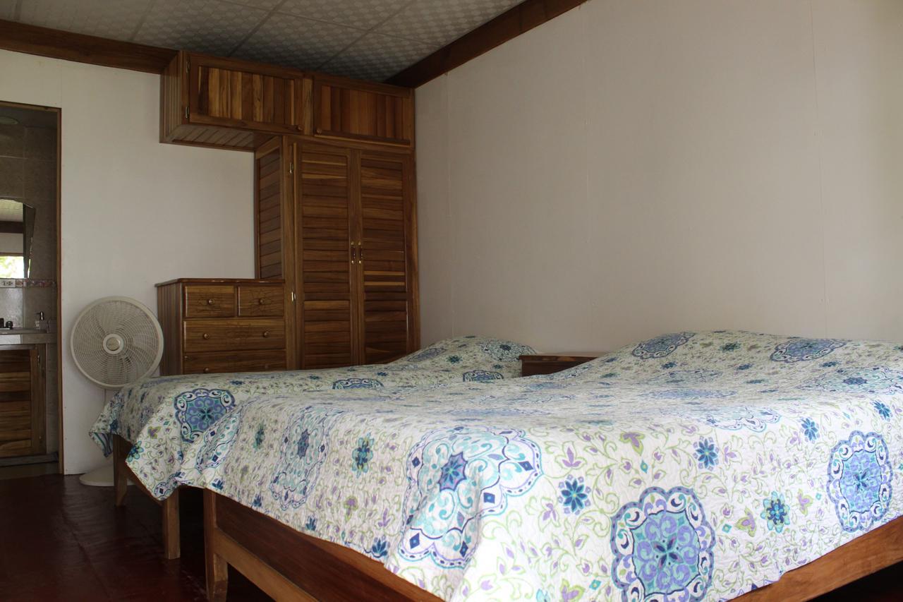 Hospedaje Yarisnori Boca del Drago Ngoại thất bức ảnh